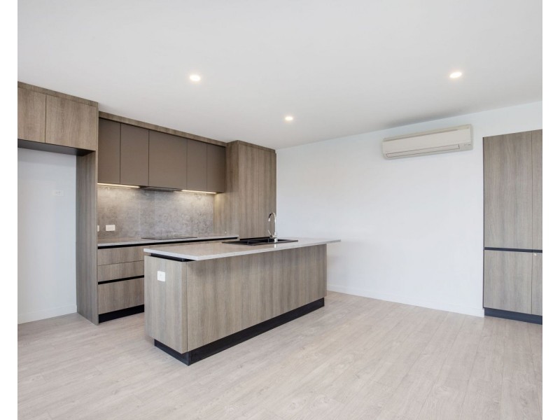 401/135 Eugaree Street, Southport QLD 4215