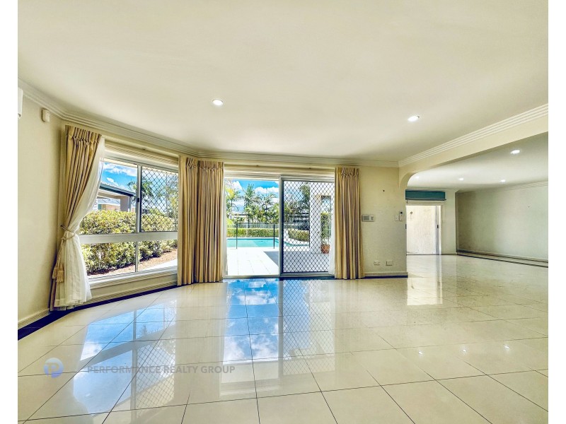 5 Cheval Court, Benowa Waters QLD 4217