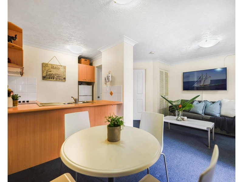 9/21 Peerless Avenue, Mermaid Beach QLD 4218