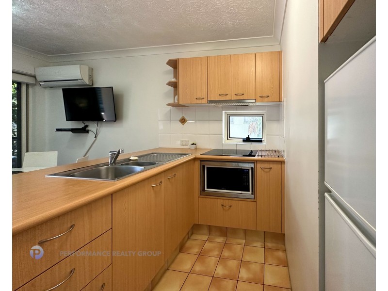 9/21 Peerless Avenue, Mermaid Beach QLD 4218