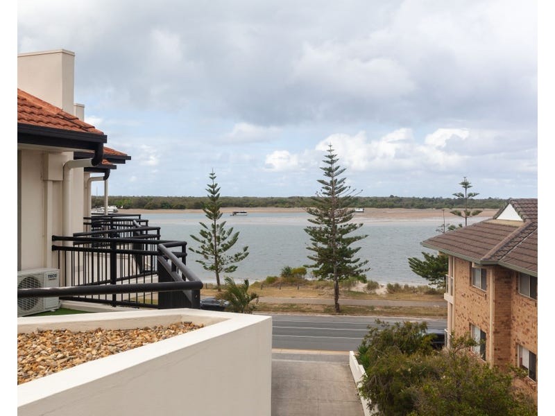 31/452 Marine Parade, Biggera Waters QLD 4216