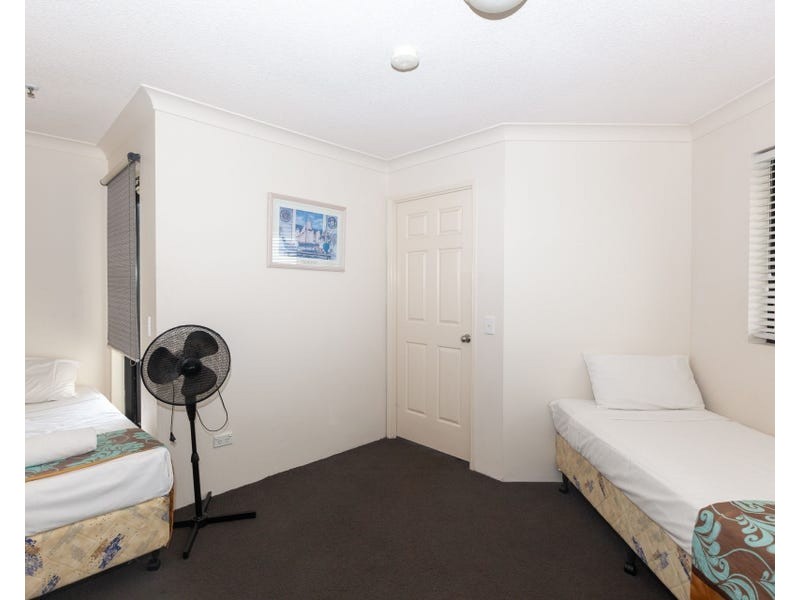 31/452 Marine Parade, Biggera Waters QLD 4216