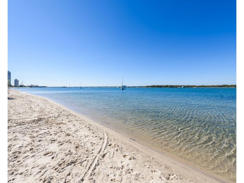 31/452 Marine Parade, Biggera Waters QLD 4216