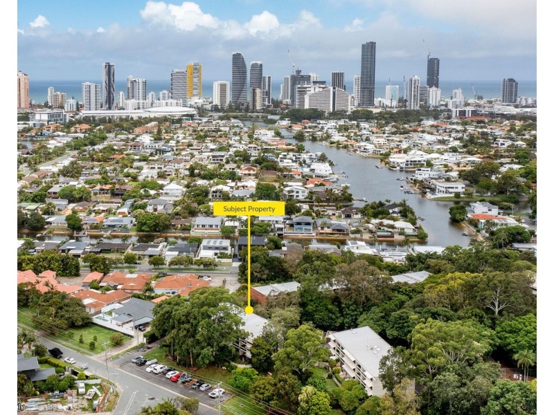 10/26 Holland Court, Broadbeach Waters QLD 4218