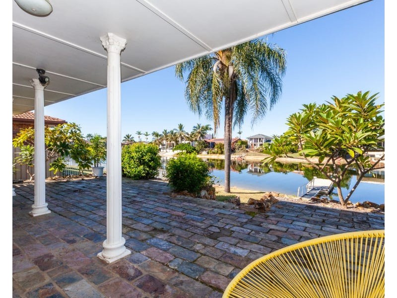 54 Markeri Street, Mermaid Waters QLD 4218