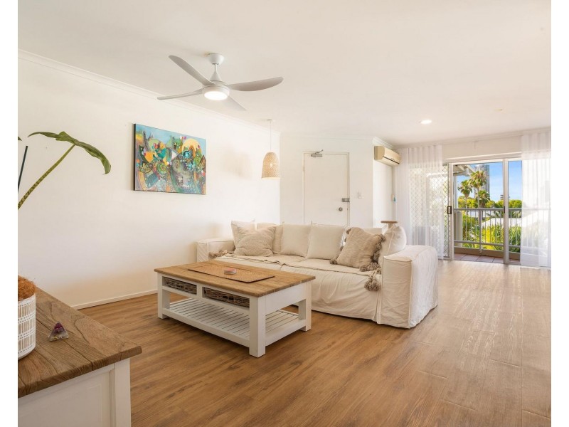 63/16 Crescent Avenue, Mermaid Beach QLD 4218