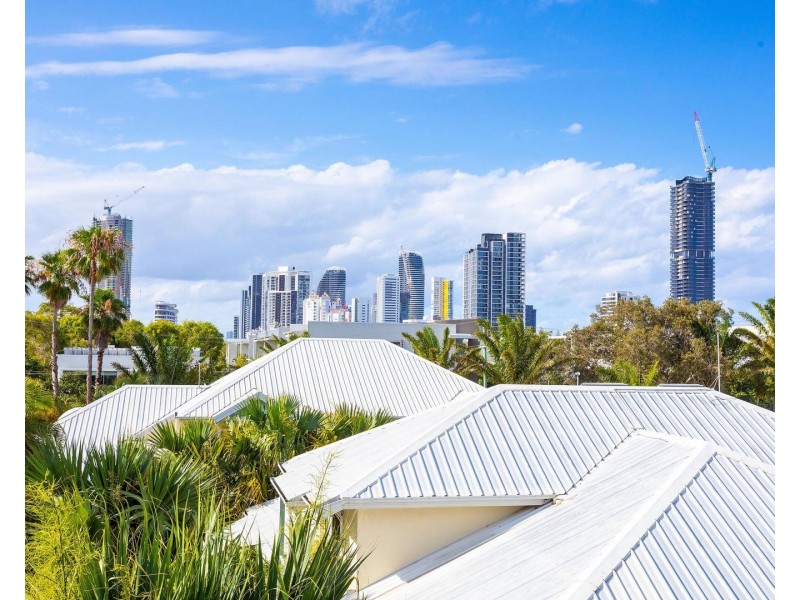 63/16 Crescent Avenue, Mermaid Beach QLD 4218