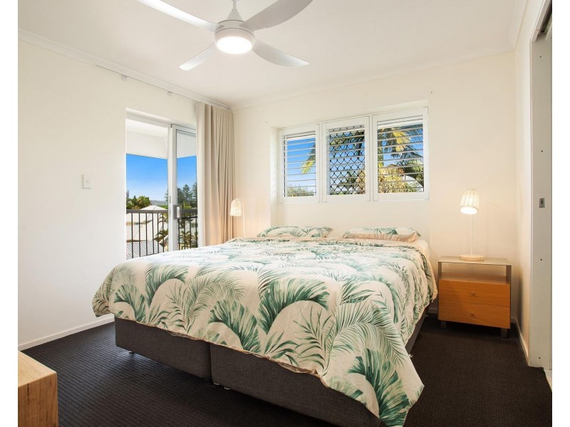 63/16 Crescent Avenue, Mermaid Beach QLD 4218