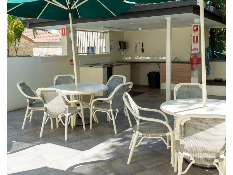 31/452 Marine Parade, Biggera Waters QLD 4216
