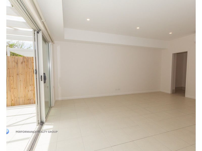 15/138 Central Street, Labrador QLD 4215