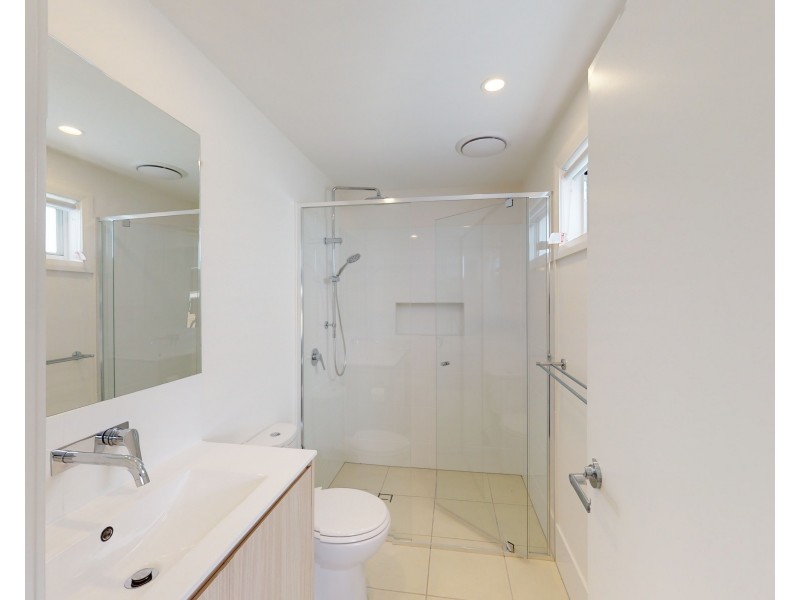 15/138 Central Street, Labrador QLD 4215