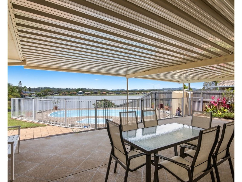 28 Auk Avenue, Burleigh Waters QLD 4220