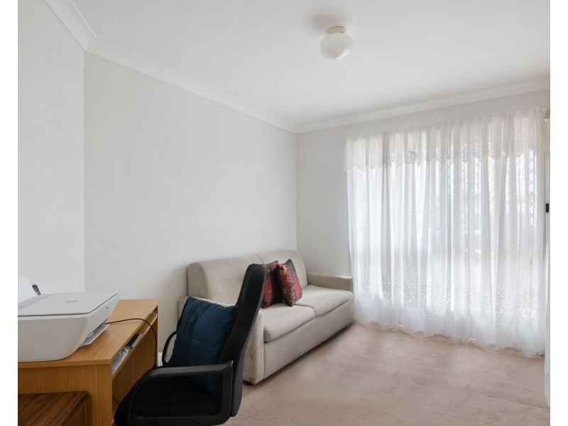 28 Auk Avenue, Burleigh Waters QLD 4220