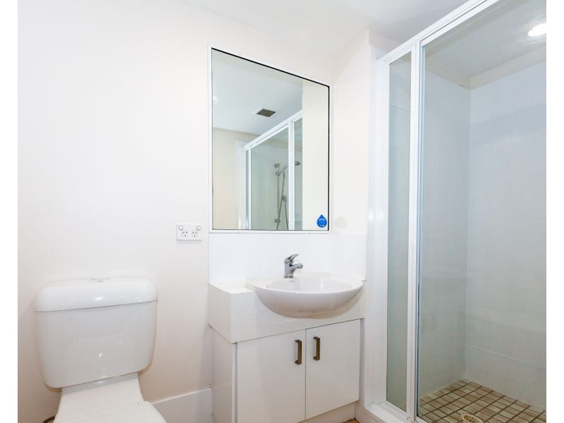 40/36 Australia Avenue, Broadbeach QLD 4218