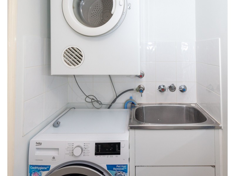 20/20 Anne Avenue, Broadbeach QLD 4218