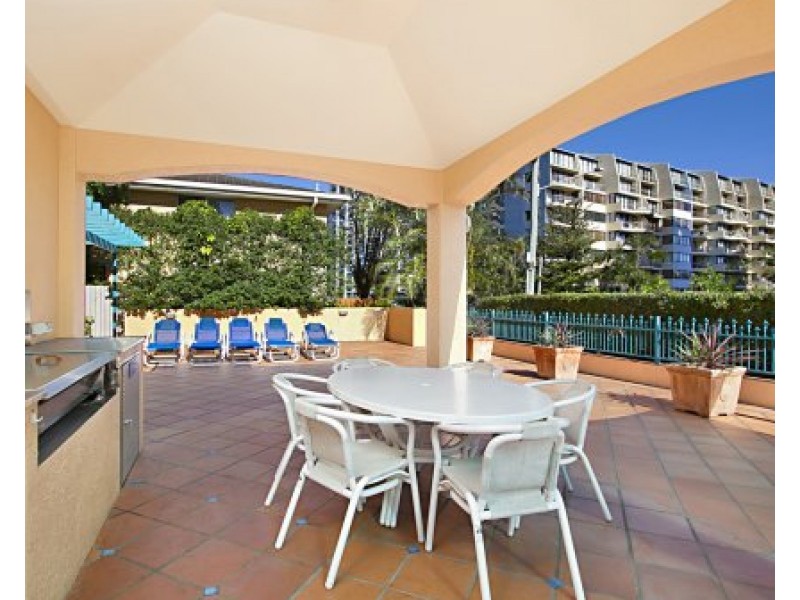 20/20 Anne Avenue, Broadbeach QLD 4218