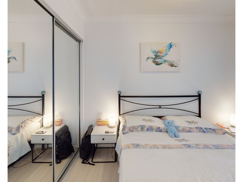 5/20-26 Anne Avenue, Broadbeach QLD 4218