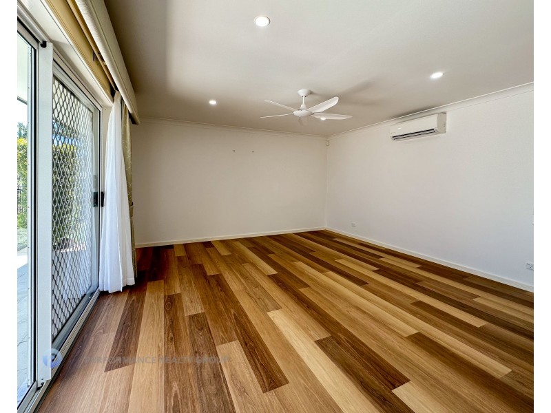 5 Cheval Court, Benowa Waters QLD 4217