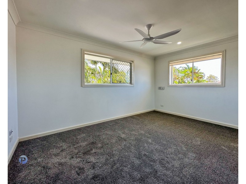 5 Cheval Court, Benowa Waters QLD 4217