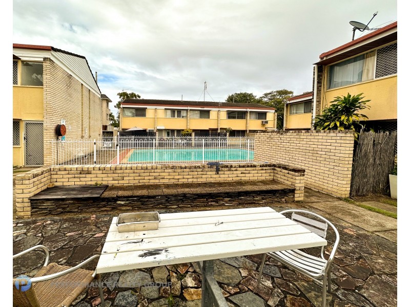 9/6 Stanhill Drive, Surfers Paradise QLD 4217