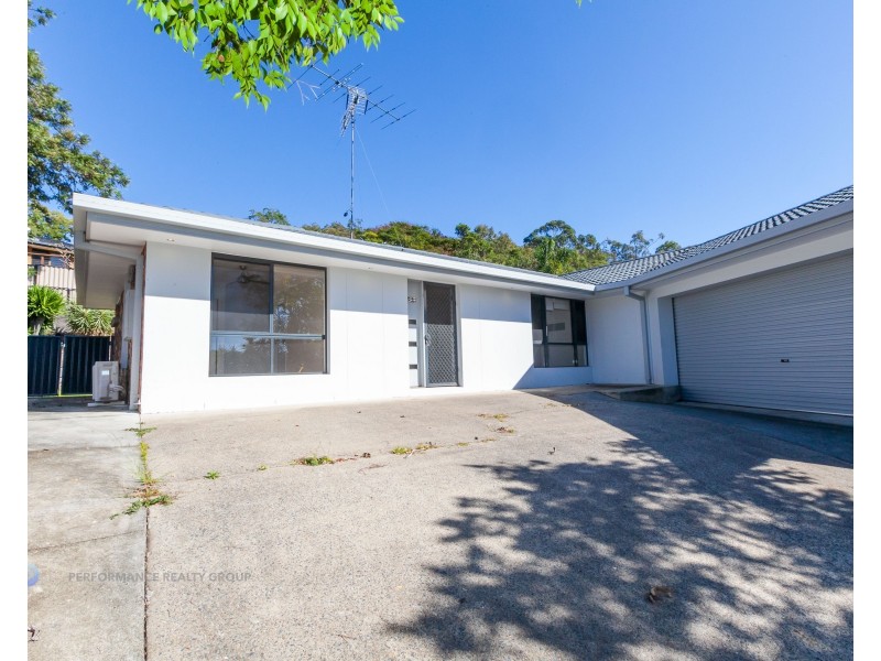 5 Musical Court, Oxenford QLD 4210