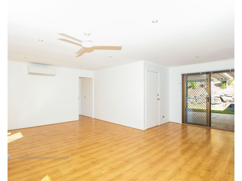 5 Musical Court, Oxenford QLD 4210