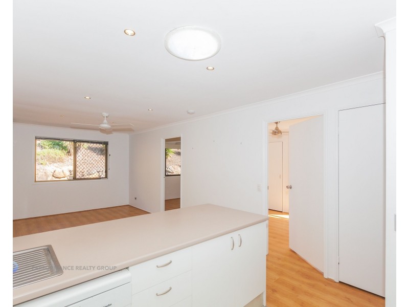 5 Musical Court, Oxenford QLD 4210