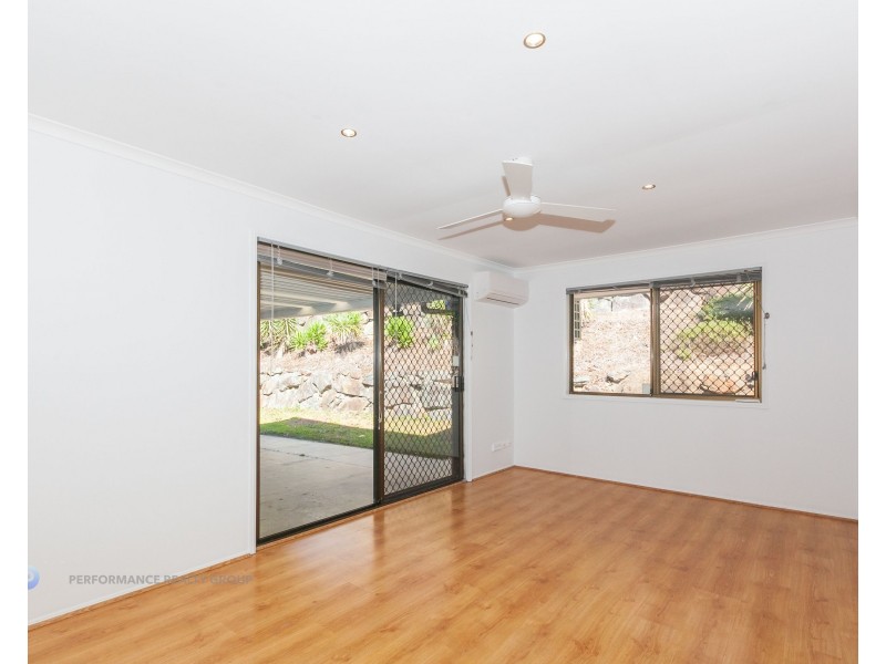 5 Musical Court, Oxenford QLD 4210