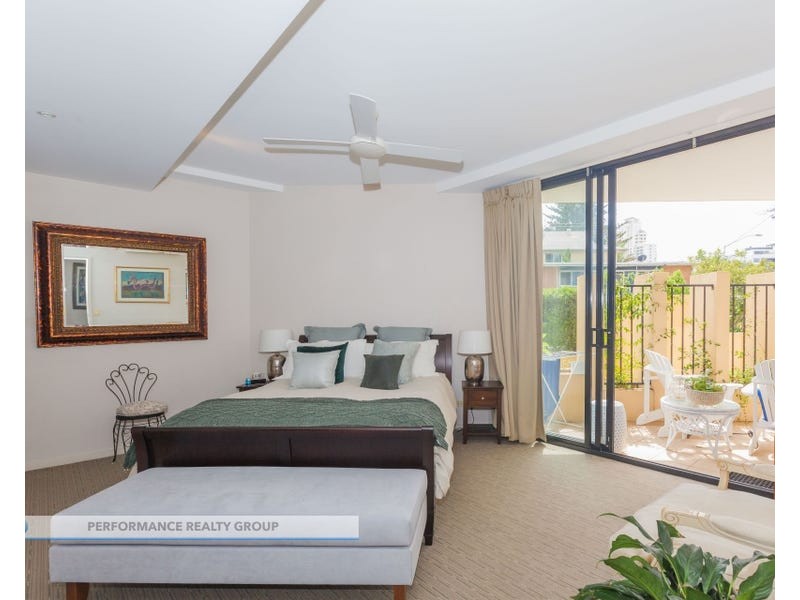 2/160 Surf Parade, Broadbeach QLD 4218