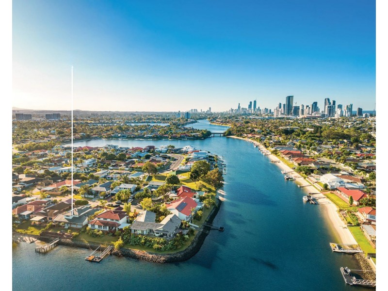 33 Firmin Court, Mermaid Waters QLD 4218