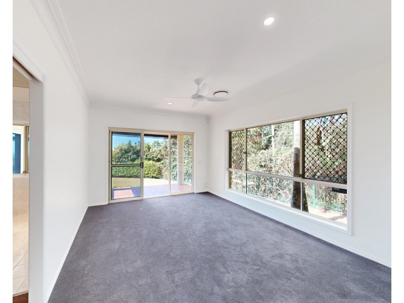 148 Tallai Road, Tallai QLD 4213