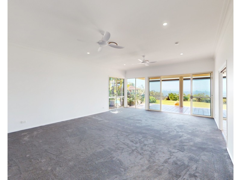 148 Tallai Road, Tallai QLD 4213