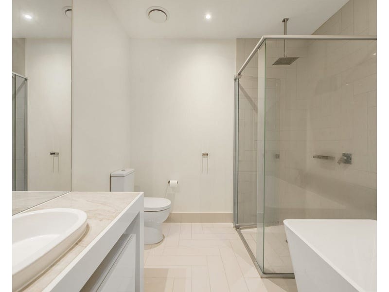 2/37 Magnoli Circuit, Palm Beach QLD 4221