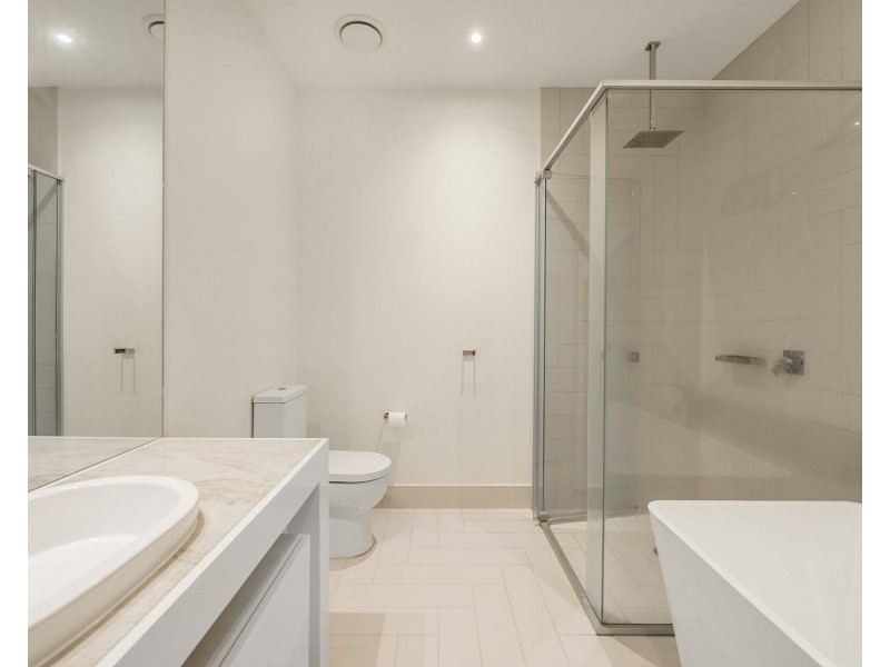 2/37 Magnoli Circuit, Palm Beach QLD 4221