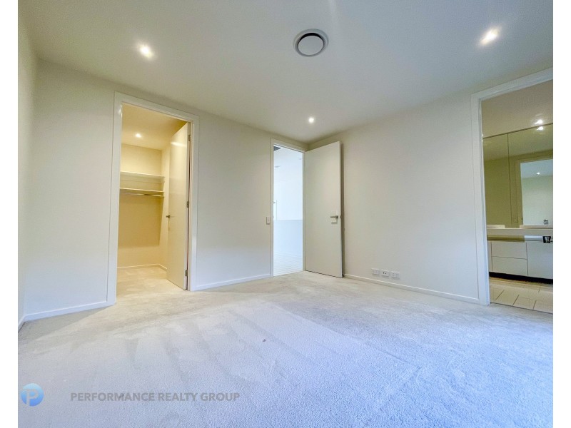 2/37 Magnoli Circuit, Palm Beach QLD 4221