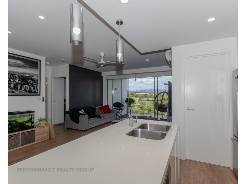 3206/31 Bourton Road, Merrimac QLD 4226