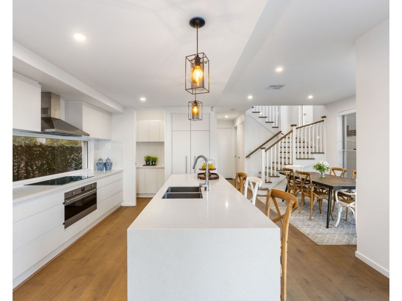 14 Sovereign Lane, Coomera QLD 4209