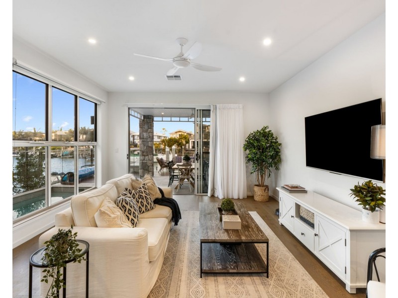 14 Sovereign Lane, Coomera QLD 4209