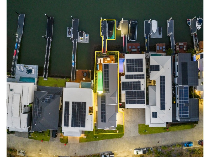 14 Sovereign Lane, Coomera QLD 4209