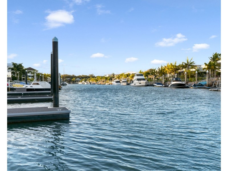 14 Sovereign Lane, Coomera QLD 4209