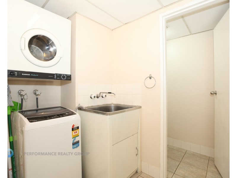 5/4 Mary Avenue, Broadbeach QLD 4218