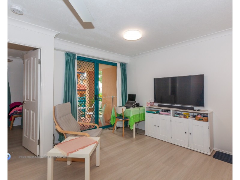 5/20-26 Anne Avenue, Broadbeach QLD 4218
