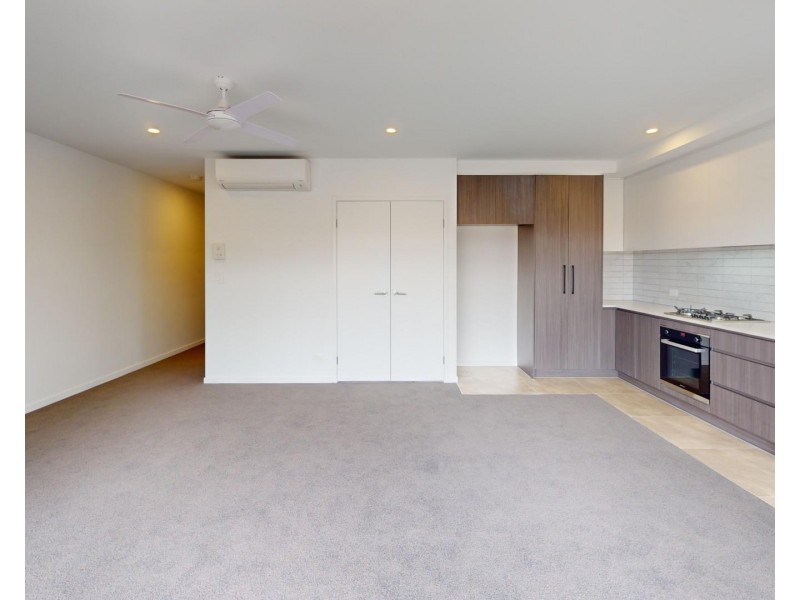 @/10 Mermaid Street, Chermside QLD 4032