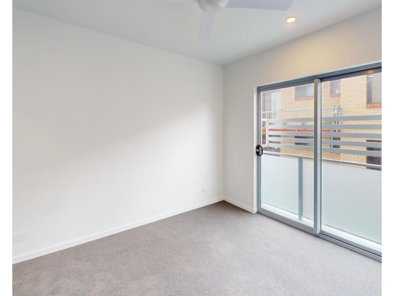 @/10 Mermaid Street, Chermside QLD 4032
