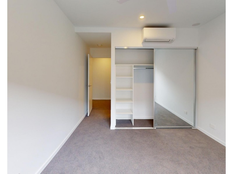 @/10 Mermaid Street, Chermside QLD 4032