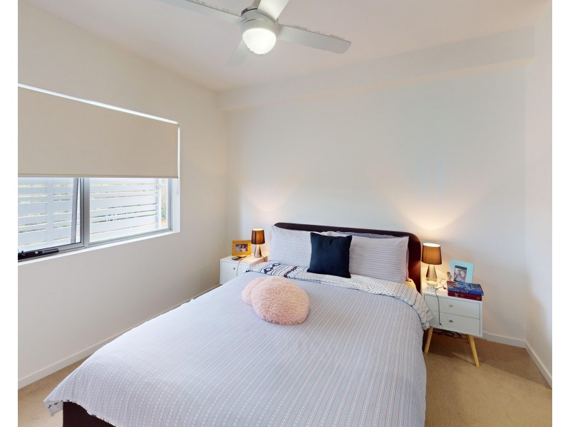 5204/31 Bourton Road, Merrimac QLD 4226