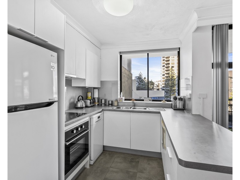 401/18 Hanlan Street, Surfers Paradise QLD 4217