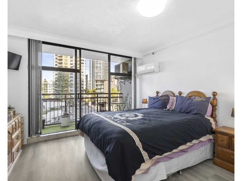 401/18 Hanlan Street, Surfers Paradise QLD 4217