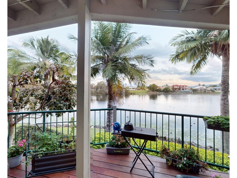 44/7 SANTA CRUZ BOULEVARD, Clear Island Waters QLD 4226