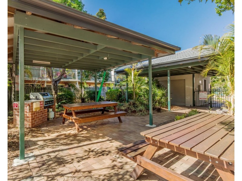 44/7 SANTA CRUZ BOULEVARD, Clear Island Waters QLD 4226